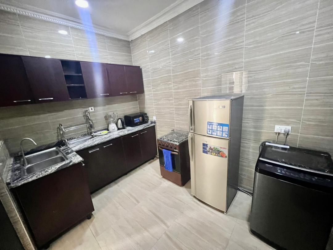 Ruby 2-Bedroom Apartment in Jahi by Gilmore – Ideal for Monthly Stays - Gallery Image 4