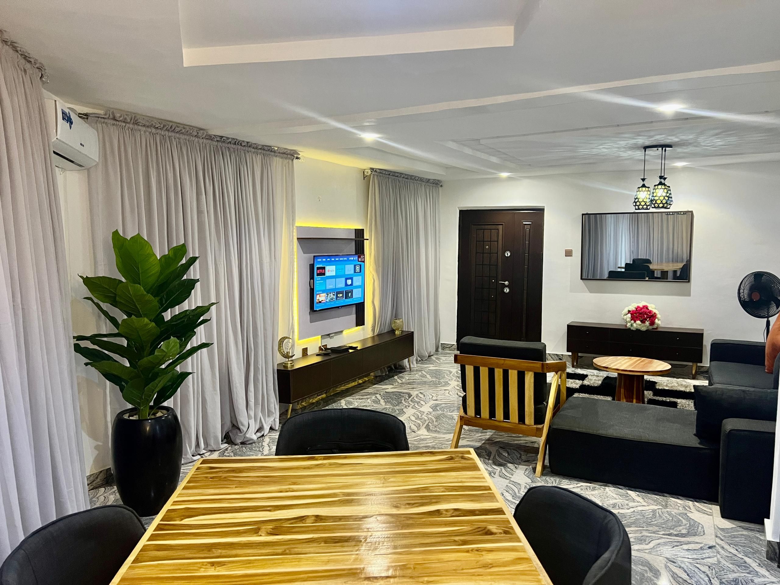 Stylish 1-Bedroom Apartment on Gwarinpa Express – Perfect for Monthly Stays - Main Image