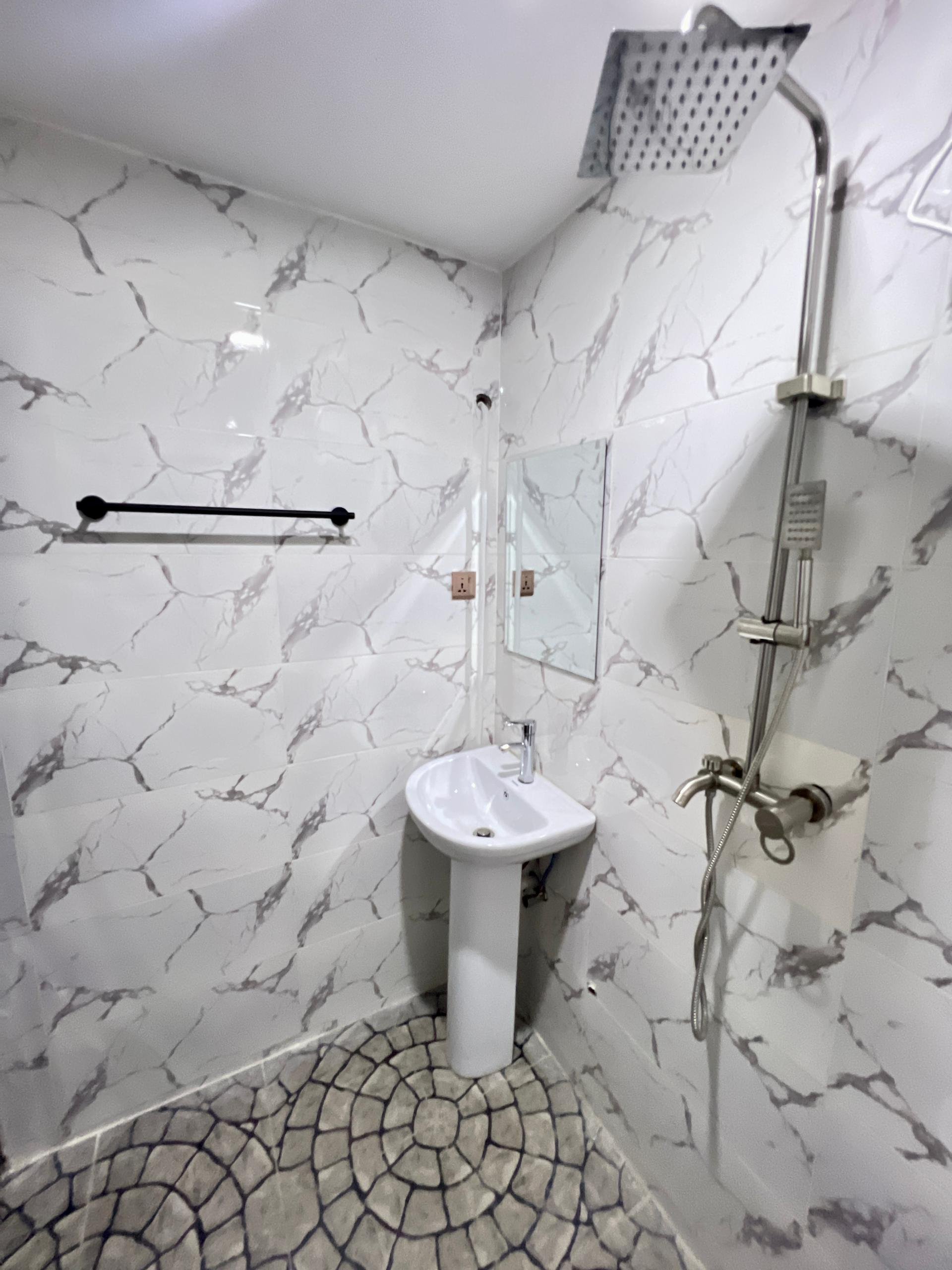 Stylish 1-Bedroom Apartment on Gwarinpa Express – Perfect for Monthly Stays - Image 7