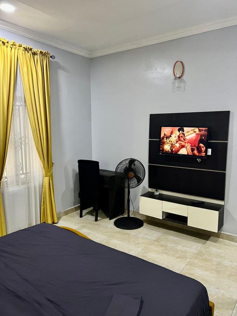 Elegant 2-Bedroom Apartment in Jahi by Gilmore – Ideal for Monthly Stays - Image 9