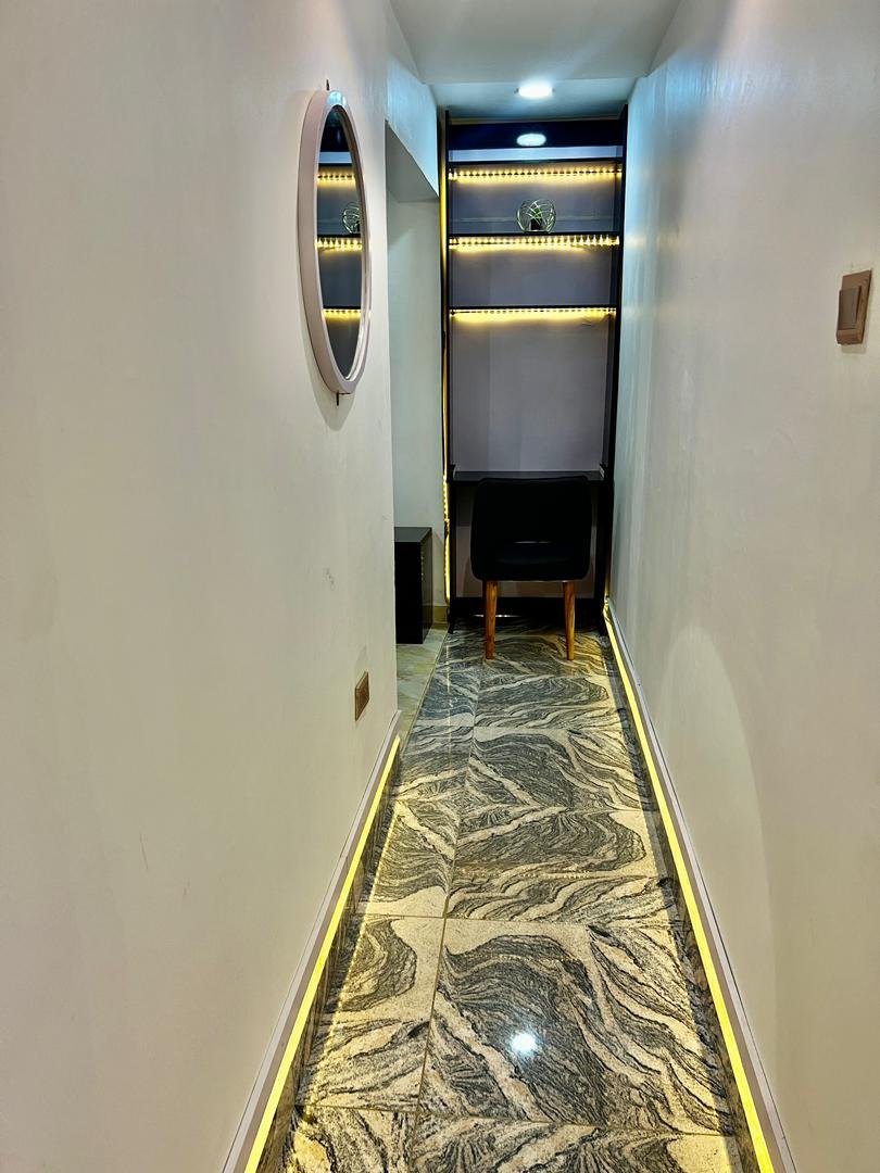 Modern Furnished Studio Apartment with Balcony & Power Backup – Monthly Stays; Whitehouse Gwarinpa Express - Image 7