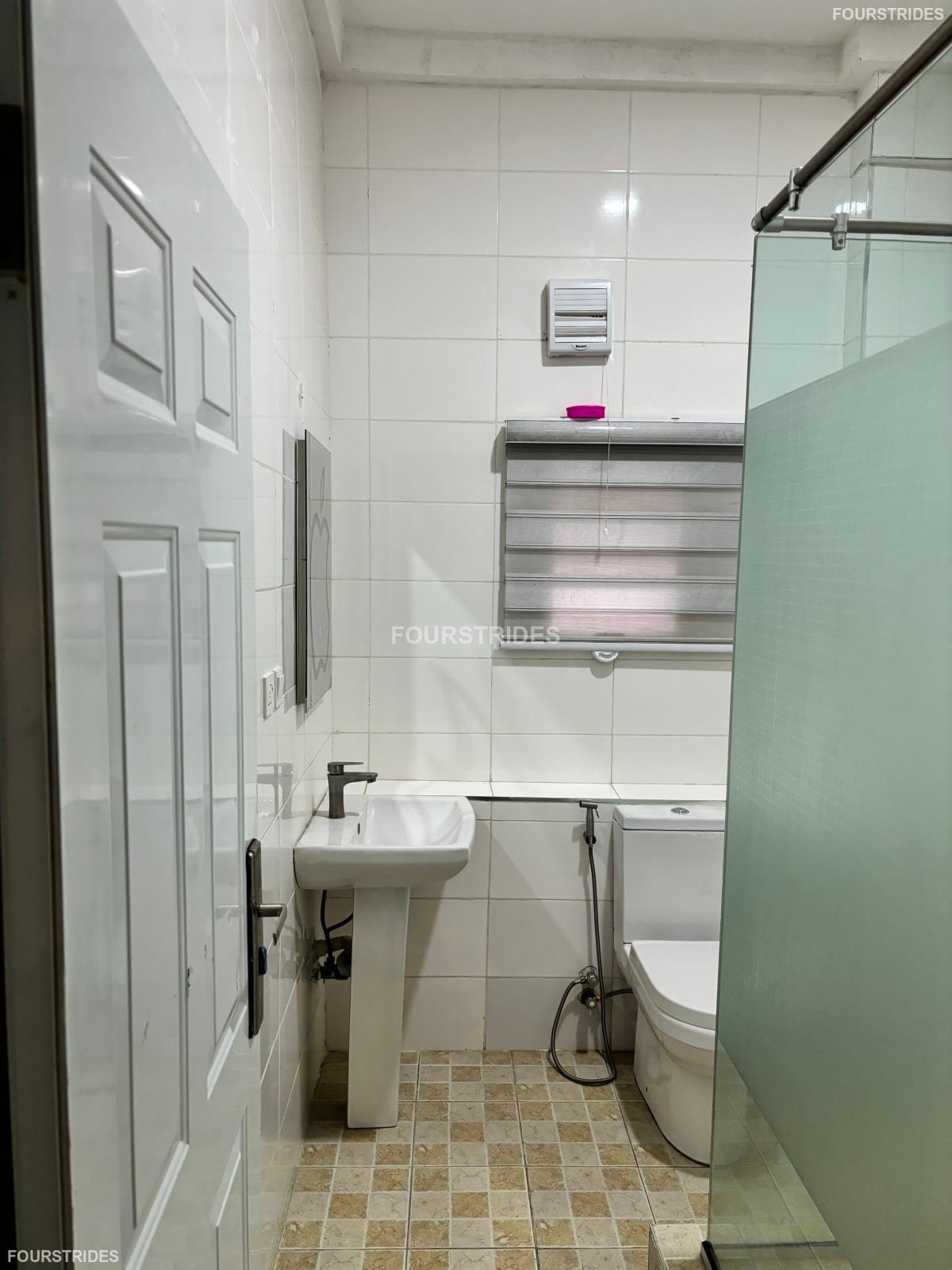 BigJay 3 Bedroom fully serviced Apartment  - Image 5