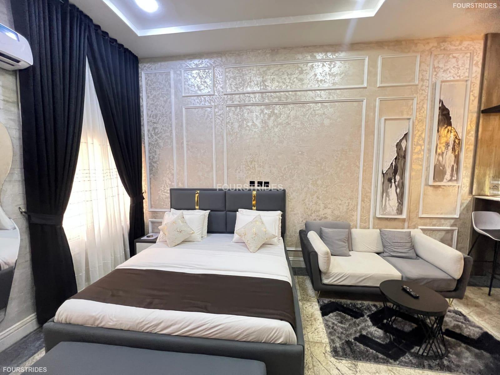 Royal Suite: COZY SMART STUDIO APARTMENT WUYE, ABUJA - Gallery Image 2
