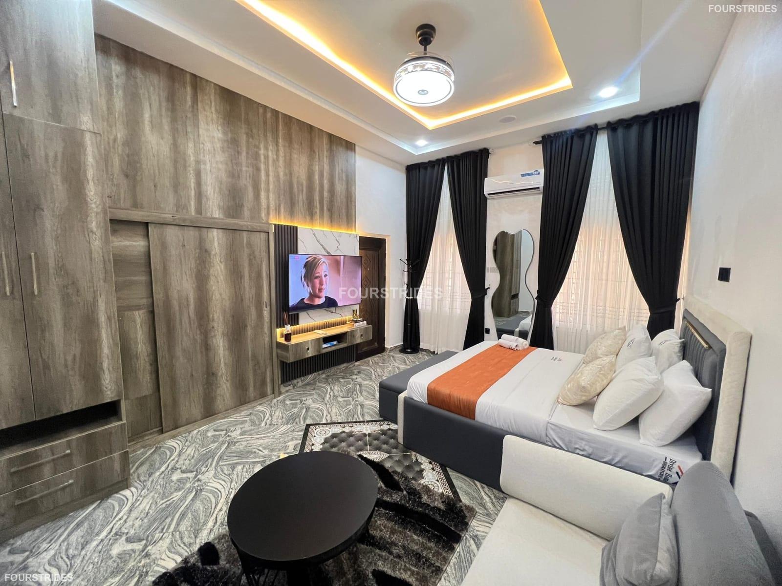 PRINCESS SUITE: COZY SMART STUDIO APARTMENT WUYE, ABUJA - Gallery Image 3