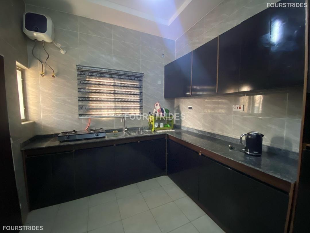 Spacious 3 bedroom apartment jabi - Gallery Image 3