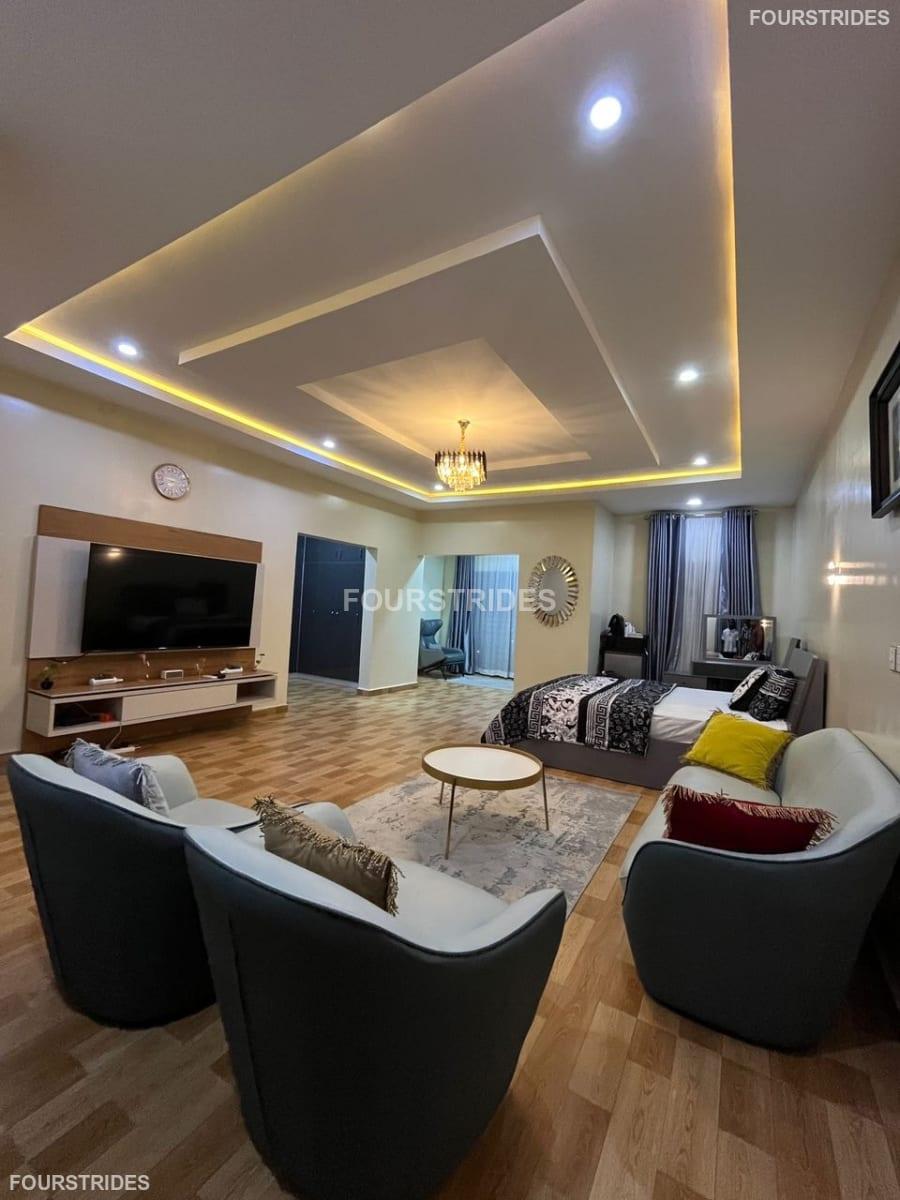 MOONBEAM REVERIE 5 BEDROOM APARTMENT - Gallery Image 3