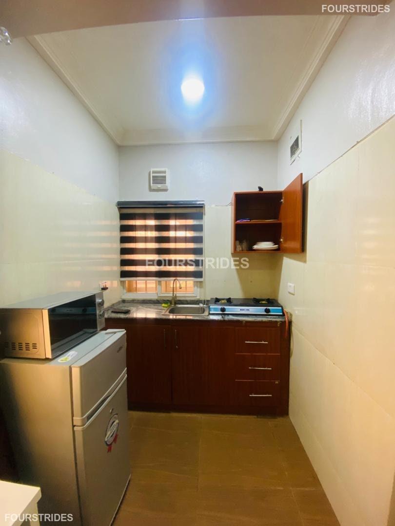 HIGHGATE UPSCALE STUDIO APARTMENT WUYE - Gallery Image 3