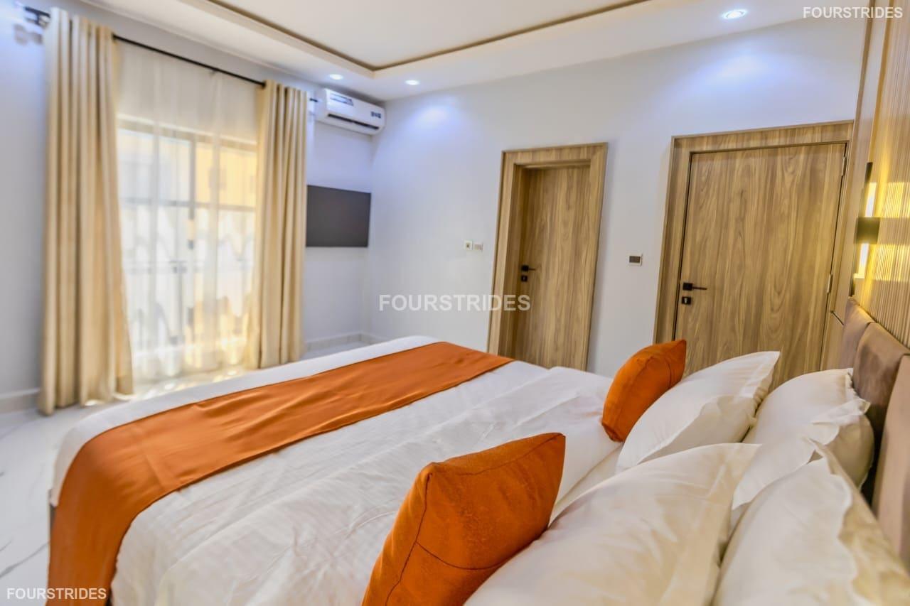 BLOSSOM'S TWO BEDROOM APARTMENT UTAKO ABUJA - Gallery Image 4