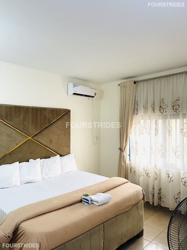 ODERA'S EXECUTIVE DELUXE SHARED APARTMENT WUYE ZONE 4 - Main Image