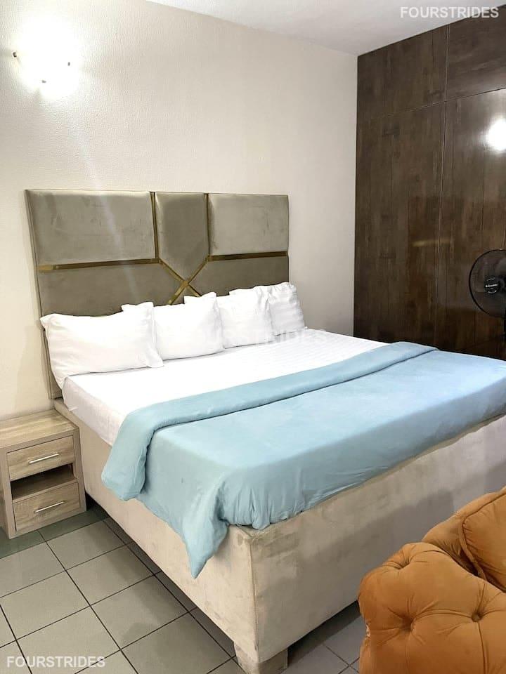 ODERA'S EXECUTIVE STUDIO SHARED APARTMENT WUYE ZONE 4 - Gallery Image 2