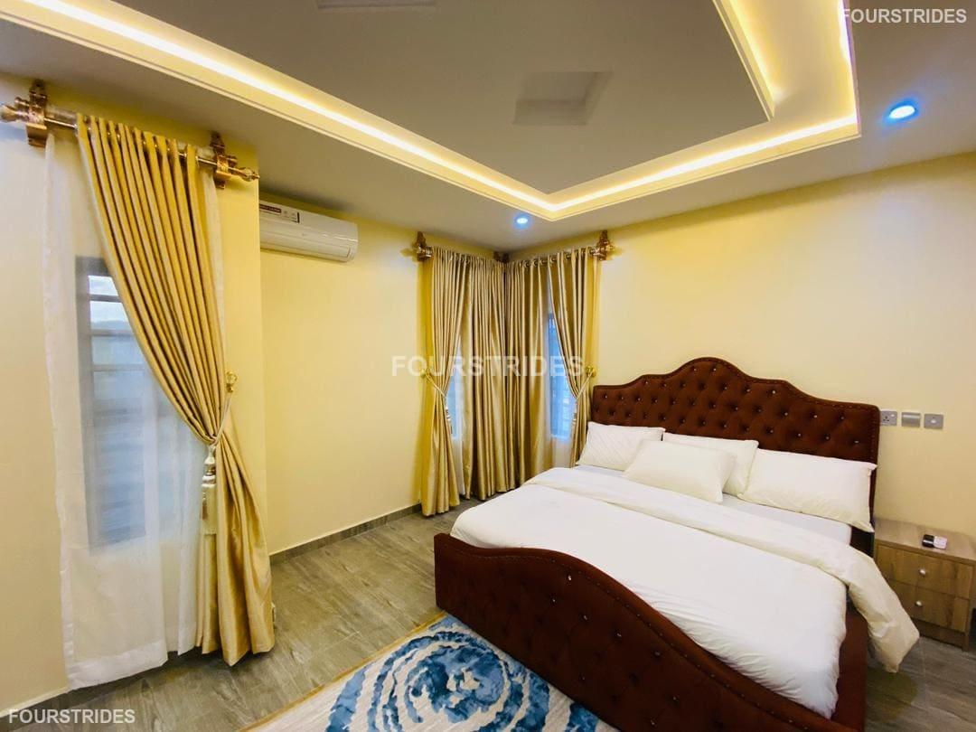 4-Bedroom Duplex – Dual Living Areas, Full Comfort & Privacy - Gallery Image 4