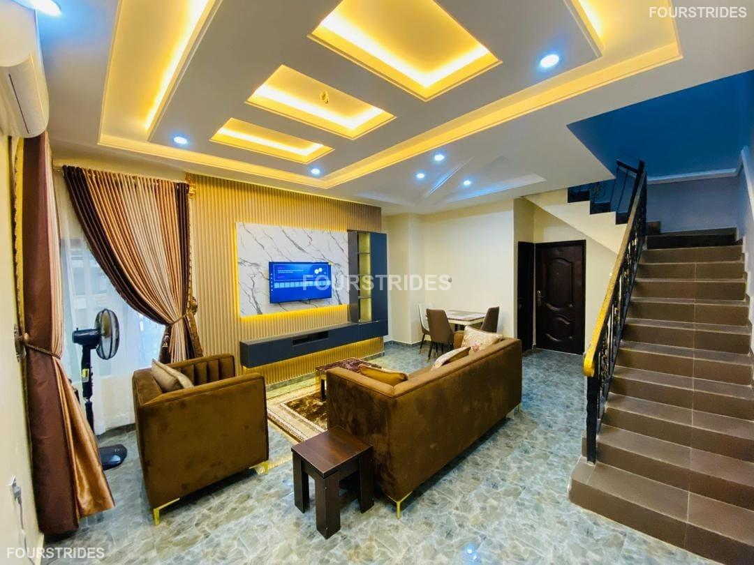 2 BEDROOM DUPLEX SHORTLET - Gallery Image 3