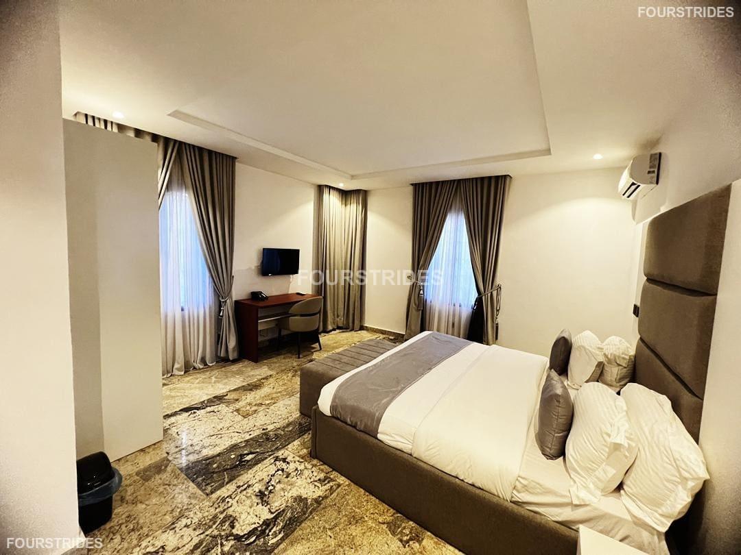 BERKELEY STUNNING 2 bedroom Apartment with 24hrs power | Goodluck Jonathan Expressway, Abuja - Gallery Image 5