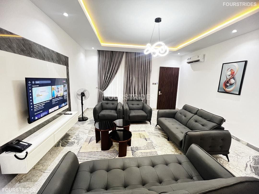 BERKELEY STUNNING 2 bedroom Apartment with 24hrs power | Goodluck Jonathan Expressway, Abuja - Main Image