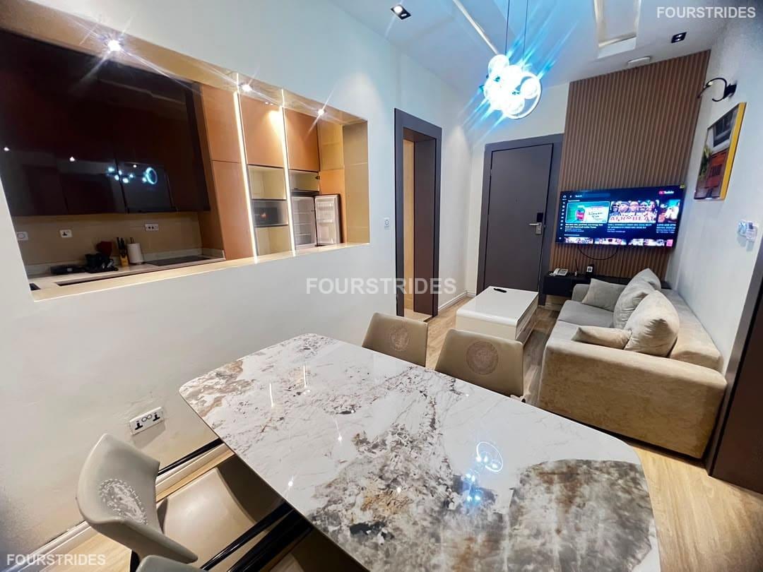 B4 Executive 2-Bedroom Apartment in Maitama | Free Breakfast, WiFi & Full Services - Gallery Image 2