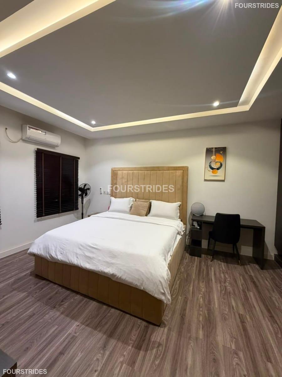 3 BEDROOM BOITE SERVICE APARTMENT - Gallery Image 4